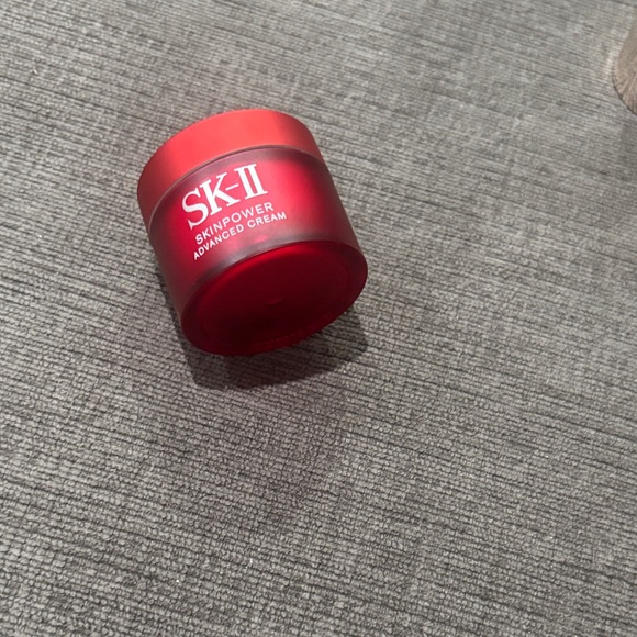 SK-II Skinpower Advanced Cream - Picture 3 of 6